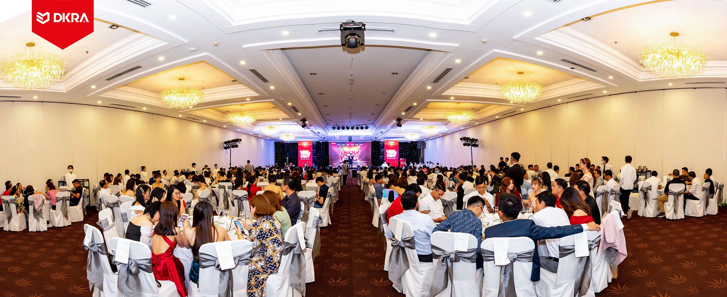 2EDSC0711-Pano .jpg