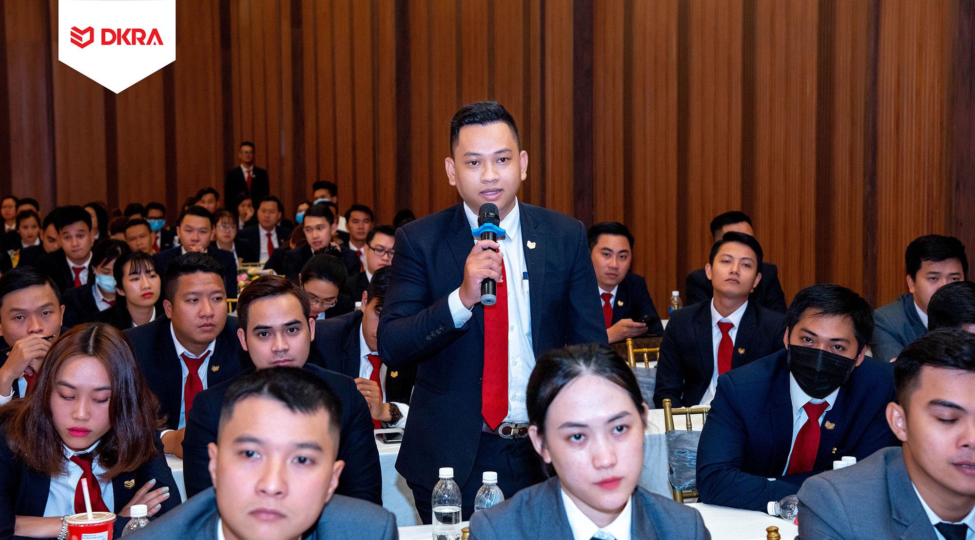38.oi-thoai-2. jpg
